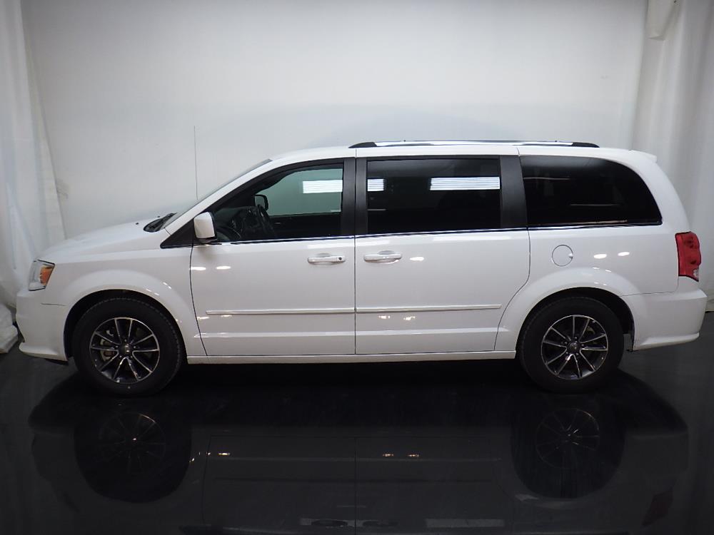 2016 Dodge Grand Caravan - Driver Front Side