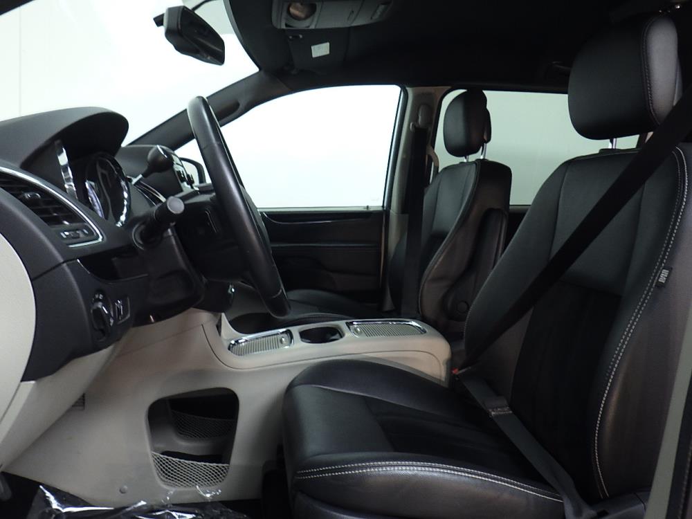 2016 Dodge Grand Caravan - Driver Front Seat