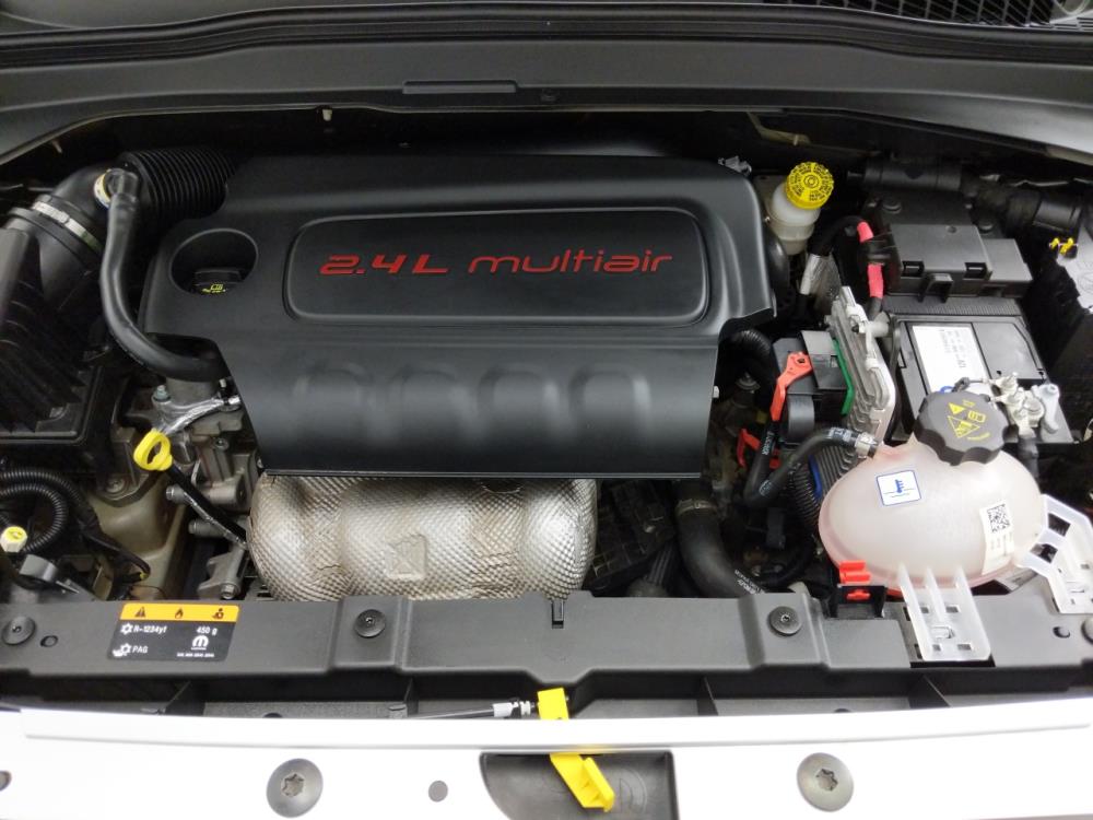 2015 Jeep Renegade - Engine