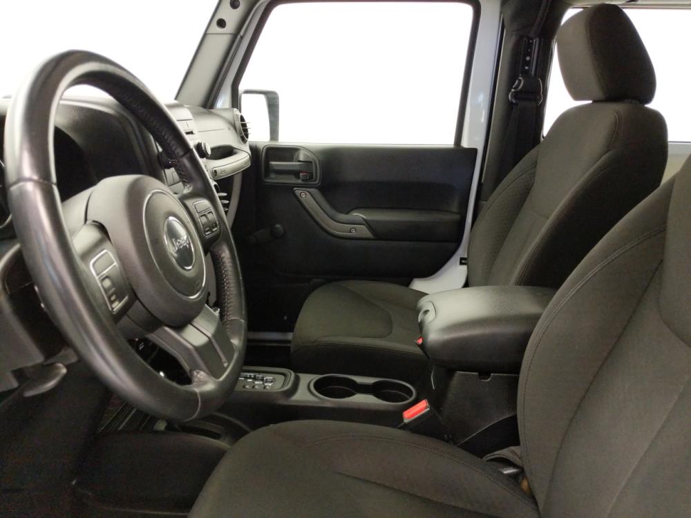 2016 Jeep Wrangler - Driver Front Seat
