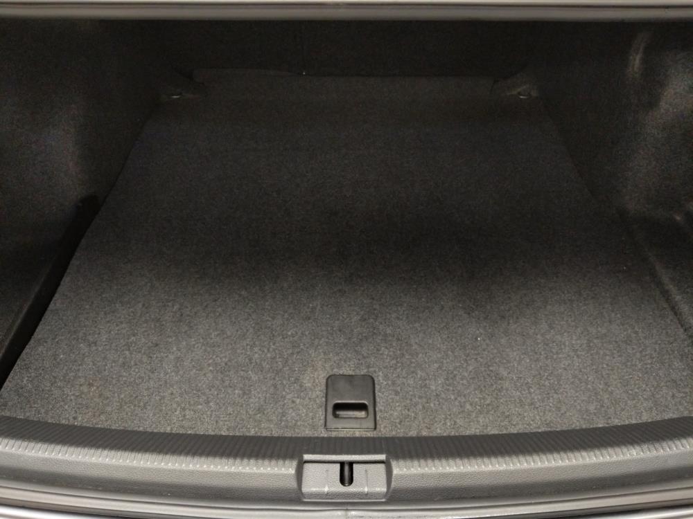2013 Volkswagen Passat - Trunk