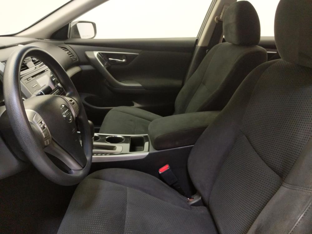 2014 Nissan Altima - Driver Front Seat