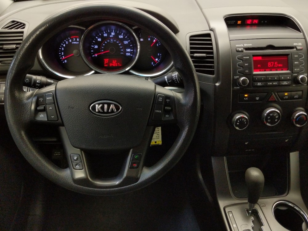 2012 Kia Sorento - Driver Dash