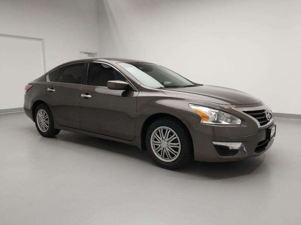 2015 Nissan Altima - Driver Rear Trunk