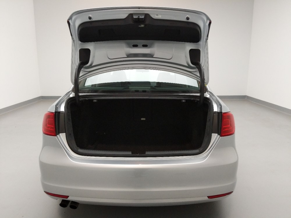 2014 Volkswagen Jetta - Trunk