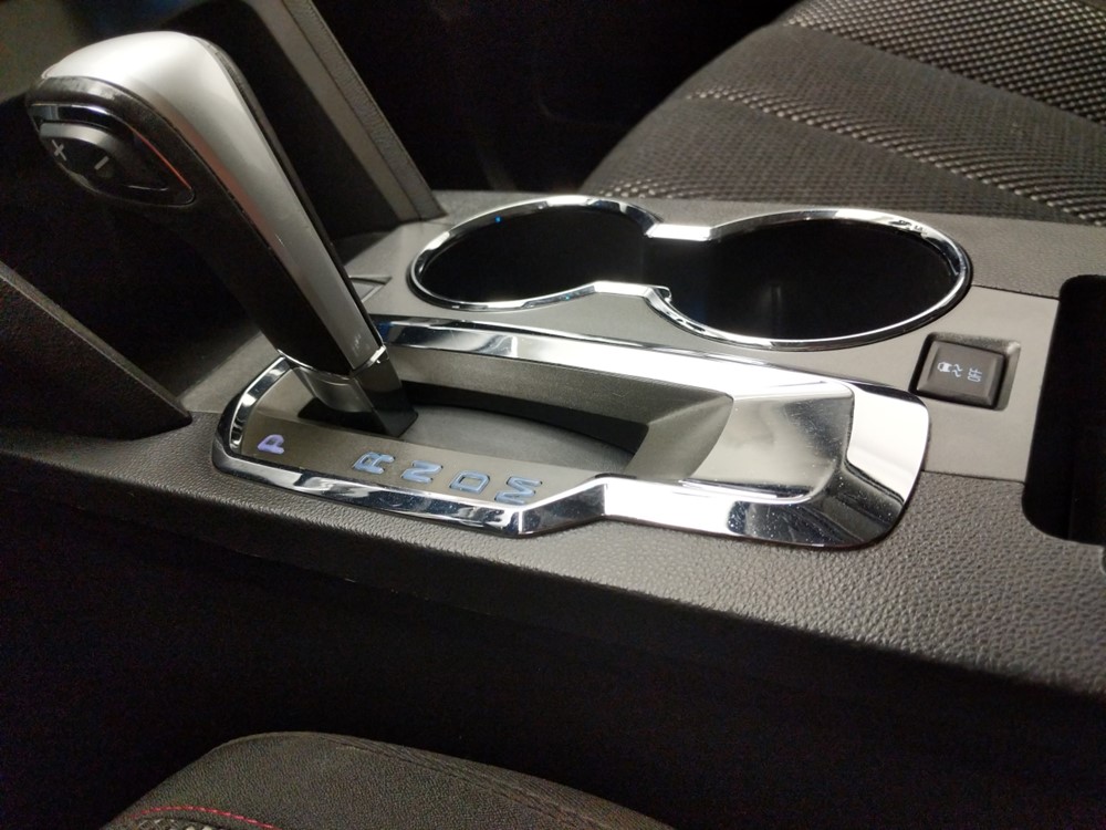2015 Chevrolet Equinox - Center Console/Cup Holders