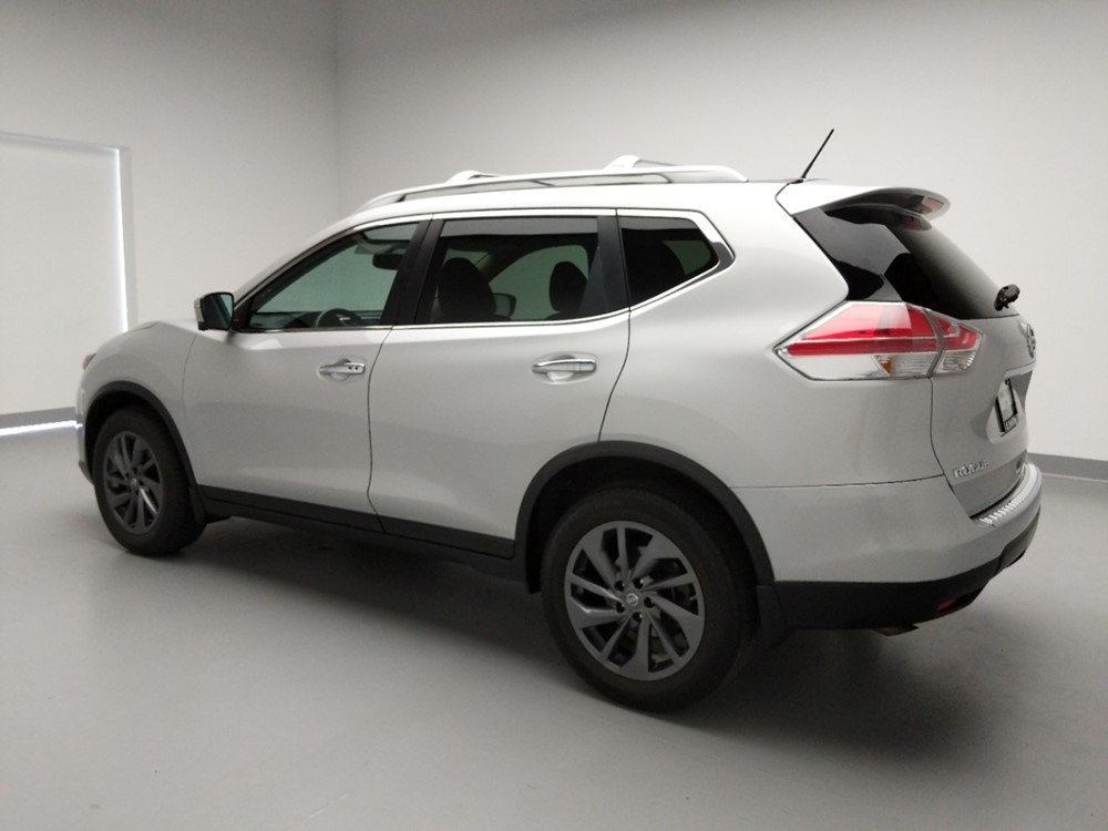 2016 Nissan Rogue - Driver Rear Side