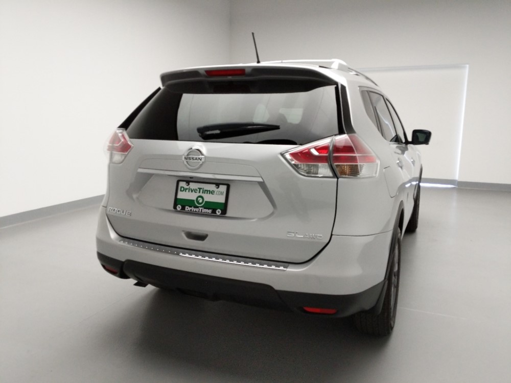 2016 Nissan Rogue - Passenger Rear Trunk