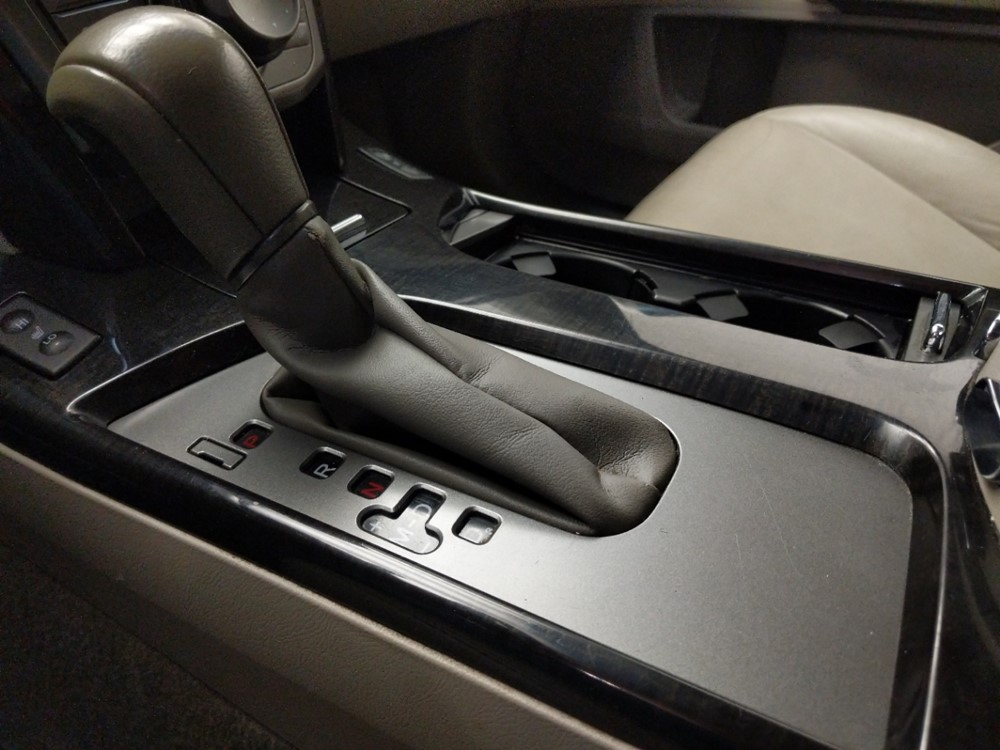 2009 Acura MDX - Center Console/Cup Holders