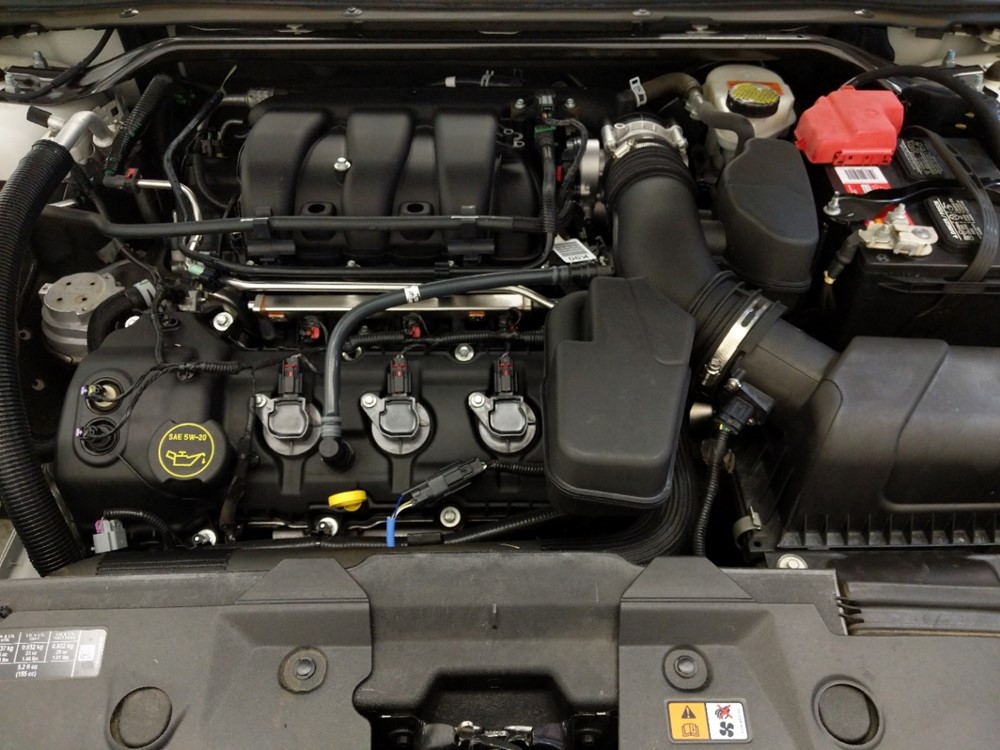 2015 Ford Taurus - Engine