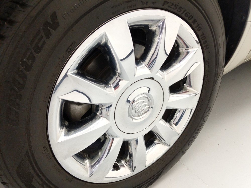 2015 Buick Enclave - Wheel