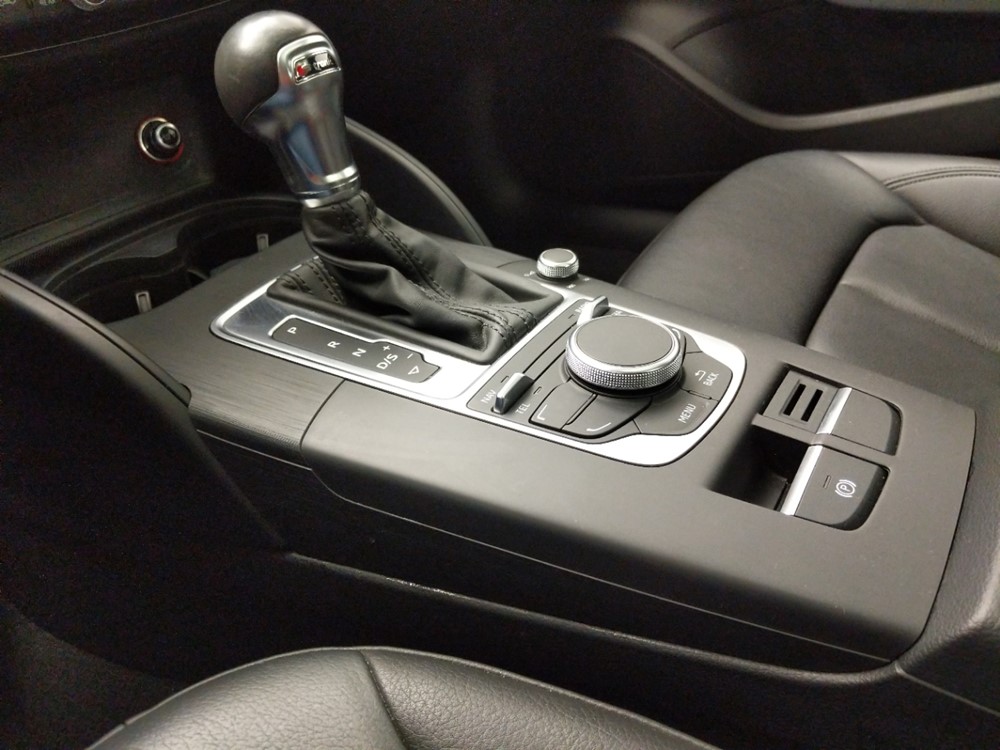 2016 Audi A3 - Center Console/Cup Holders