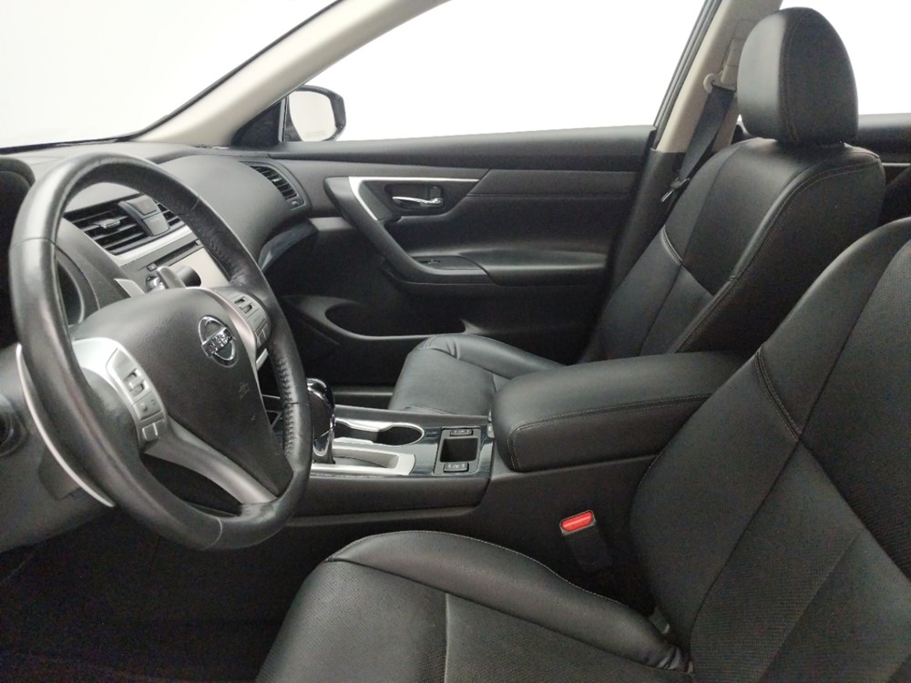 2017 Nissan Altima - Driver Front Seat