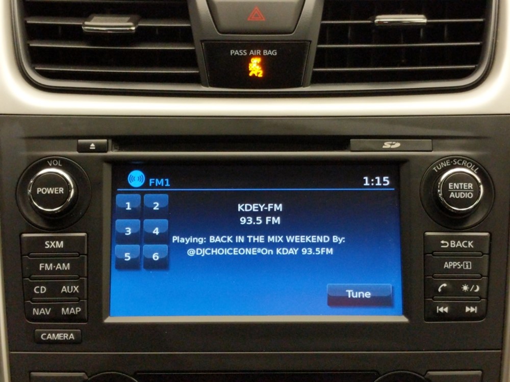 2017 Nissan Altima - Stereo Package