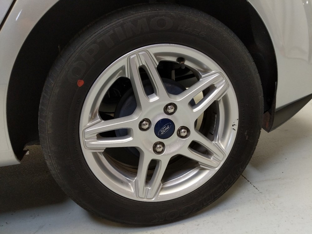 2017 Ford Fiesta - Wheel