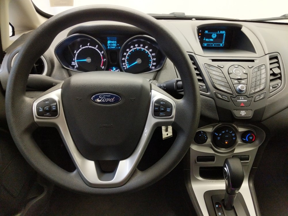 2017 Ford Fiesta - Driver Dash