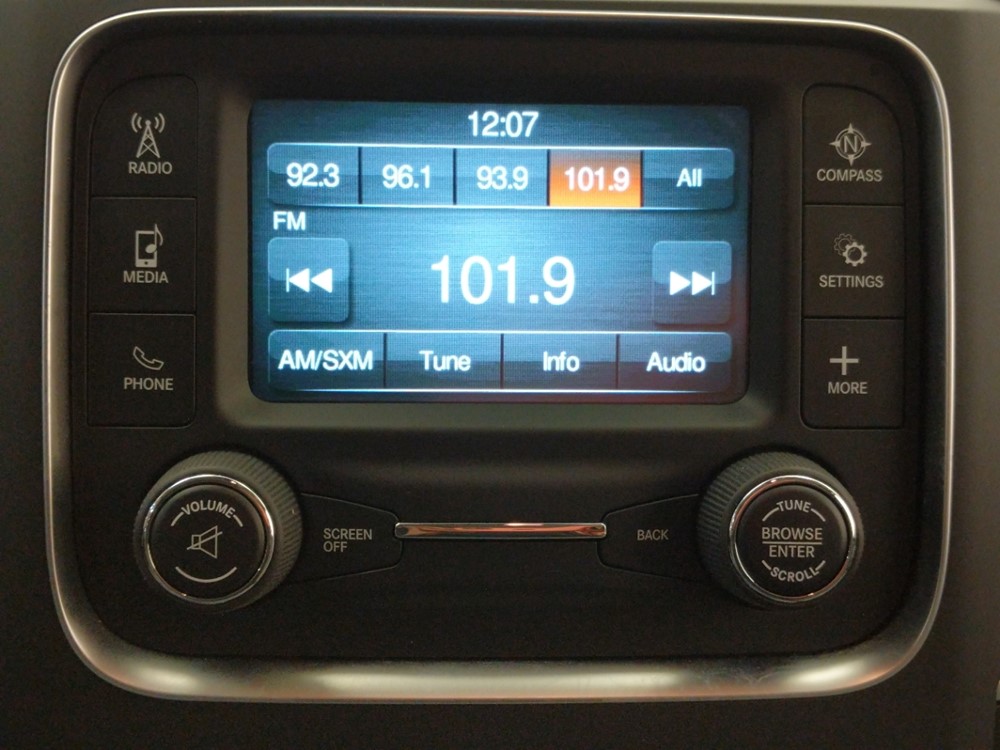 2017 Dodge Ram 1500 - Stereo Package