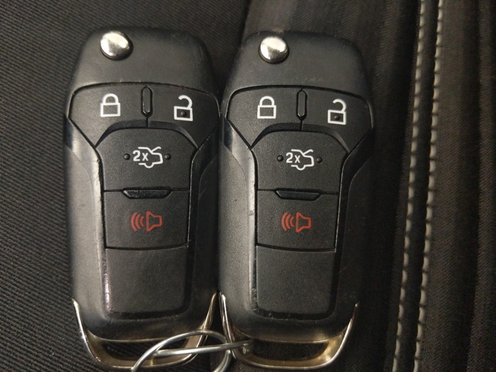 2016 Ford Fusion - Keys