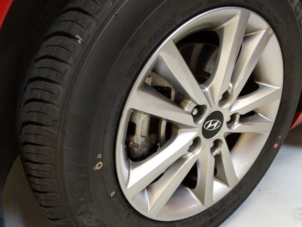 2017 Hyundai Sonata - Wheel