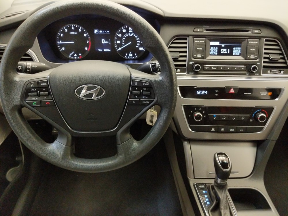 2017 Hyundai Sonata - Driver Dash