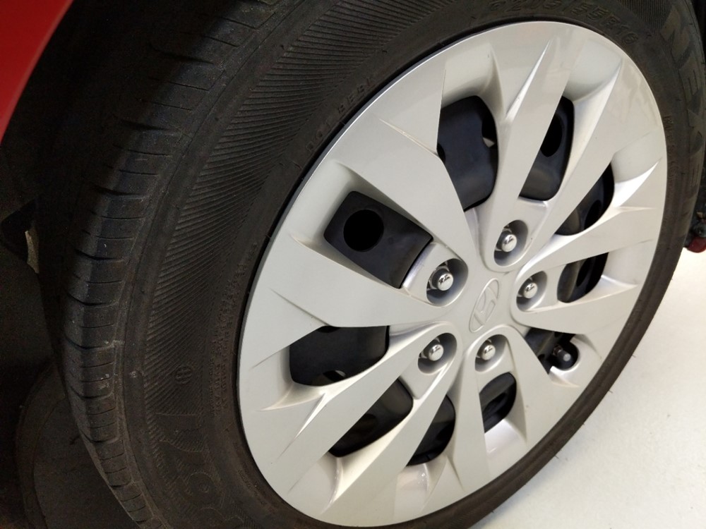2017 Hyundai Elantra - Wheel