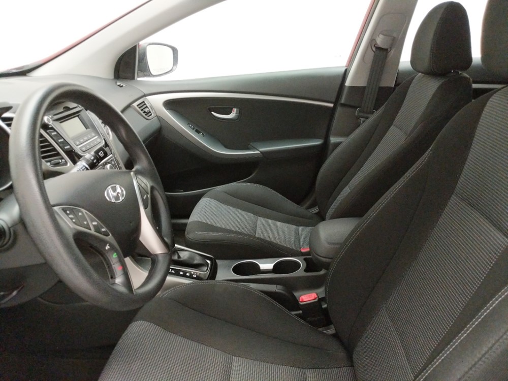 2017 Hyundai Elantra - Driver Front Seat