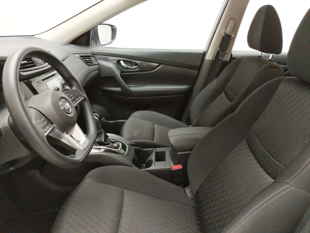 2017 Nissan Rogue - Driver Front Seat