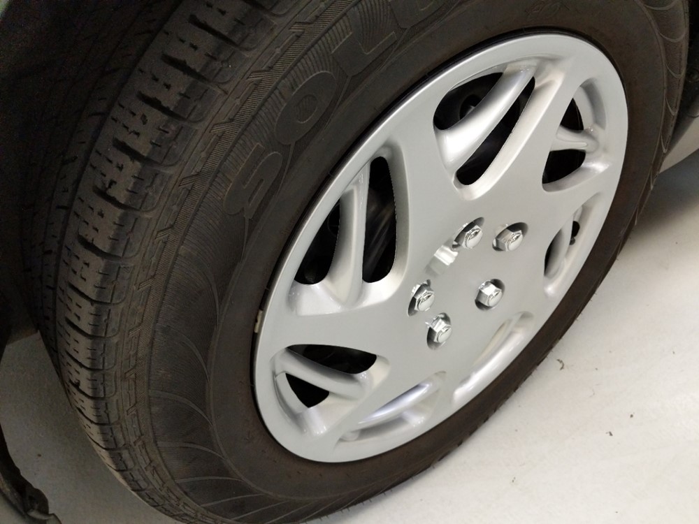 2017 Nissan Rogue - Wheel