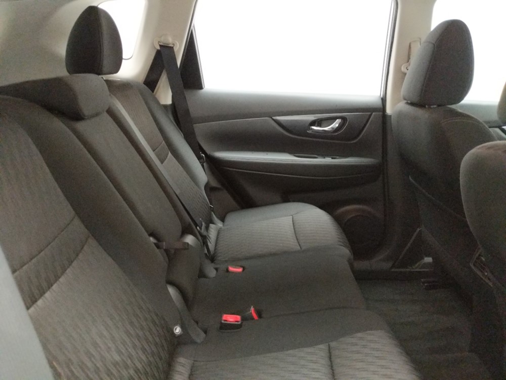2017 Nissan Rogue - Passenger Rear Seat