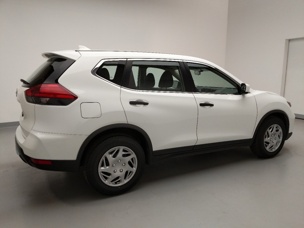 2017 Nissan Rogue - Passenger Rear Side