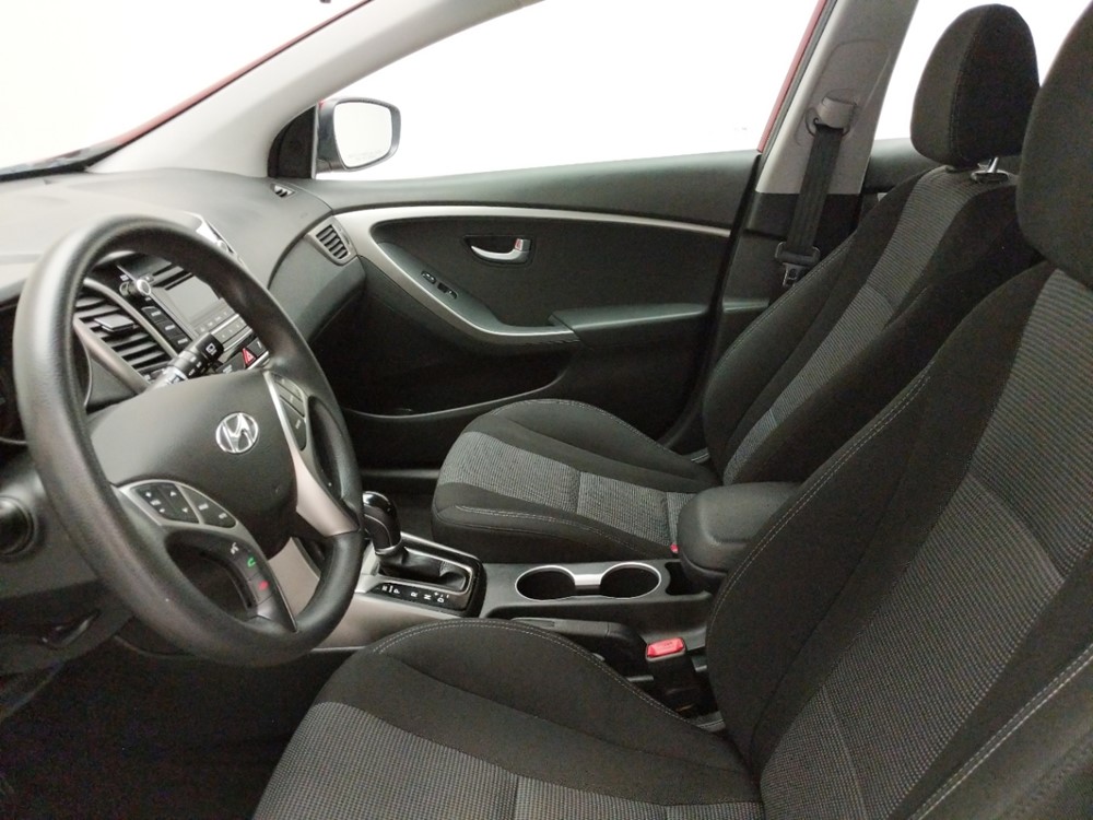 2017 Hyundai Elantra - Driver Front Seat