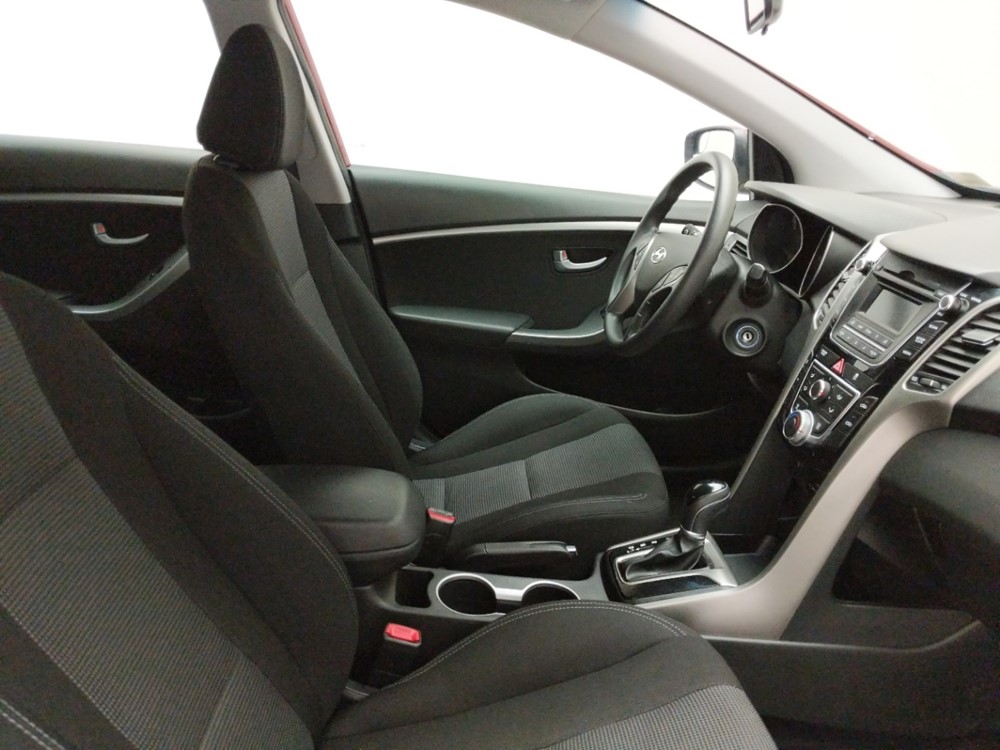 2017 Hyundai Elantra - Passenger Front Seat