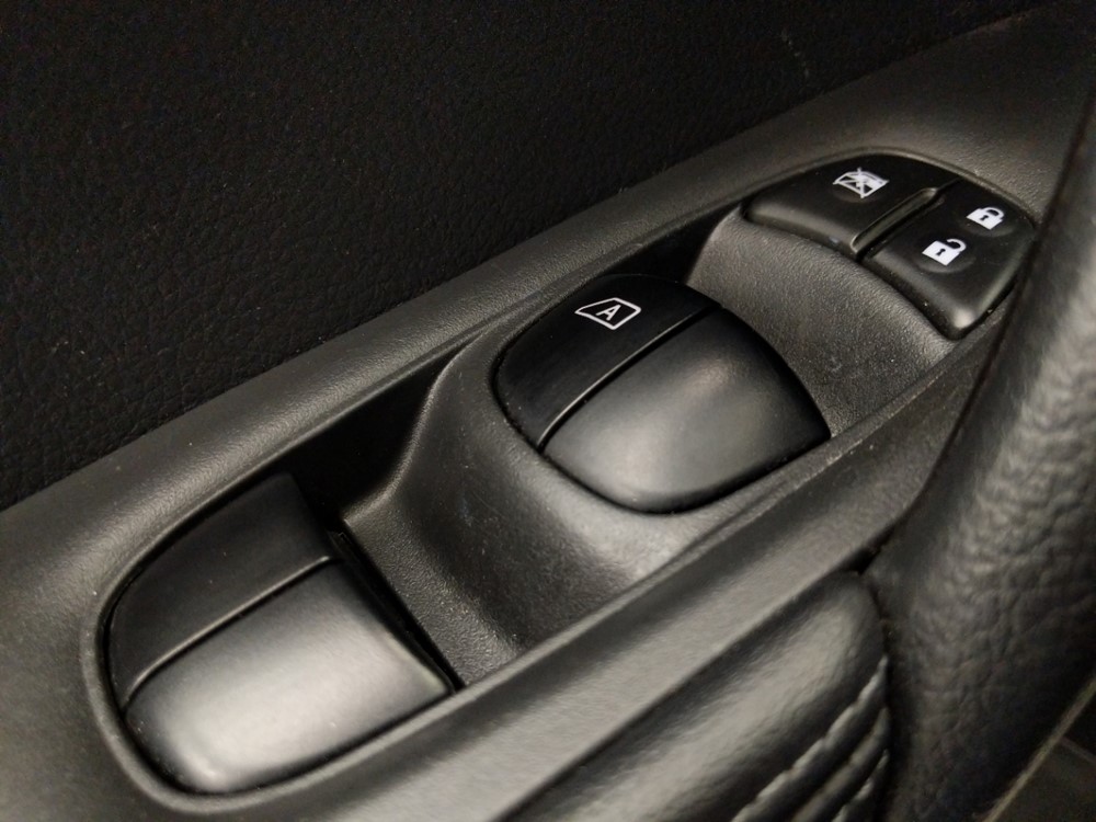 2017 Nissan Rogue - Driver Power Windows/Lock Control
