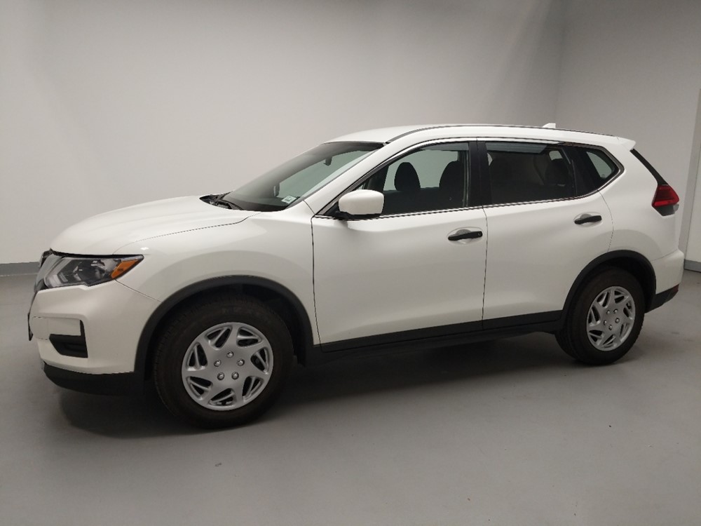 2017 Nissan Rogue - Driver Front Side