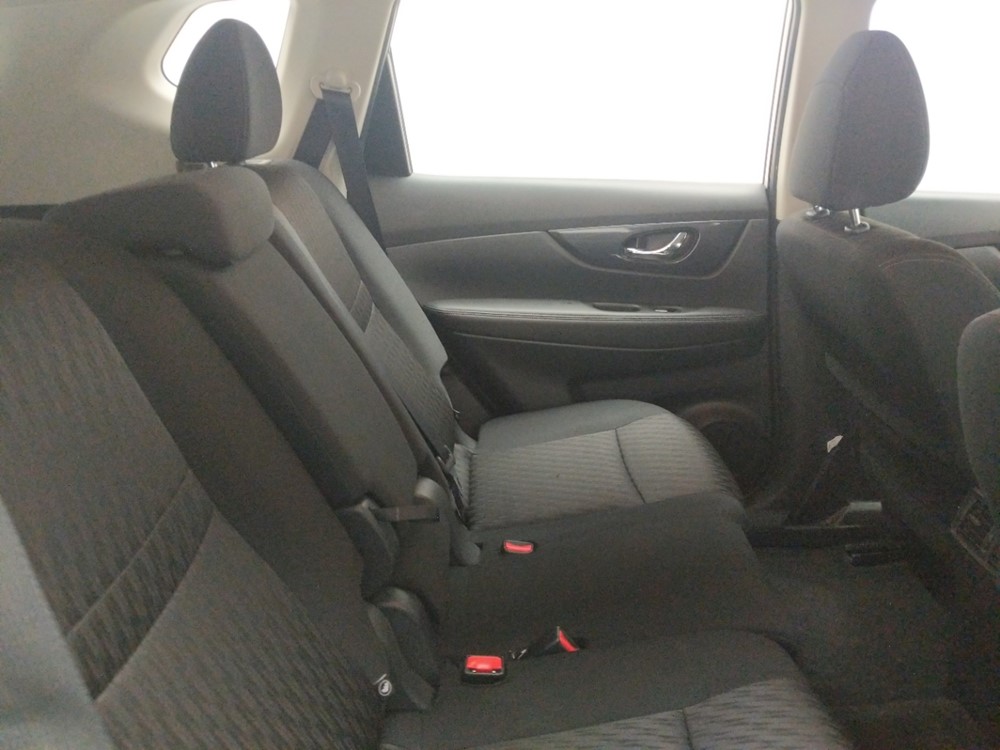 2017 Nissan Rogue - Passenger Rear Seat