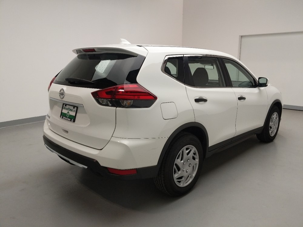 2017 Nissan Rogue - Passenger Rear Bumper
