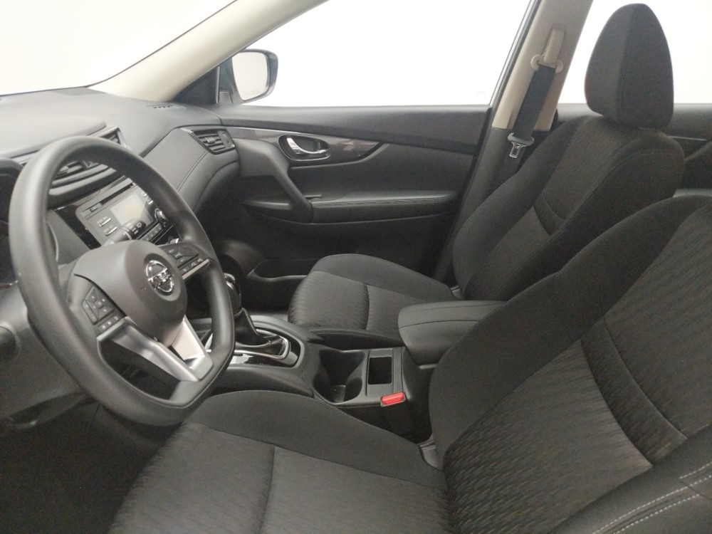 2017 Nissan Rogue - Driver Front Seat