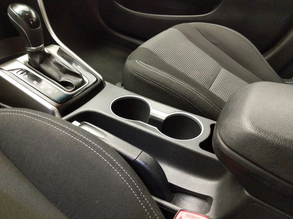 2017 Hyundai Elantra - Center Console/Cup Holders