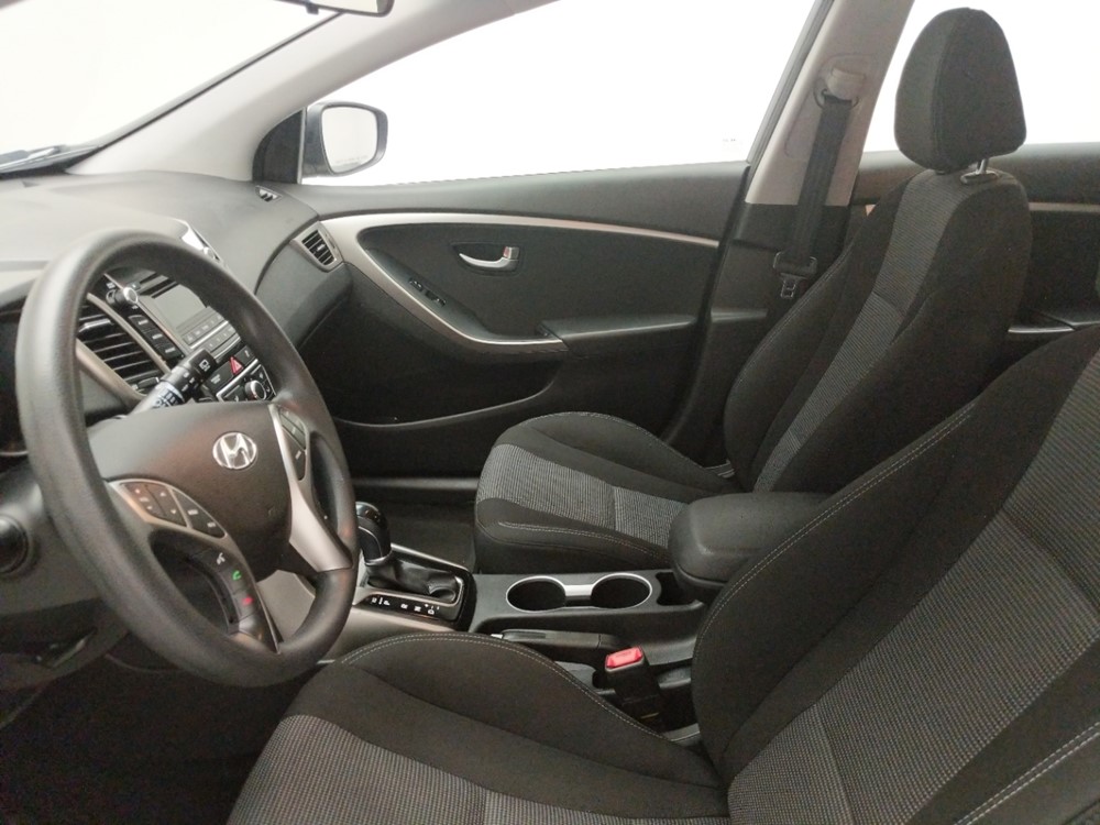 2017 Hyundai Elantra - Driver Front Seat