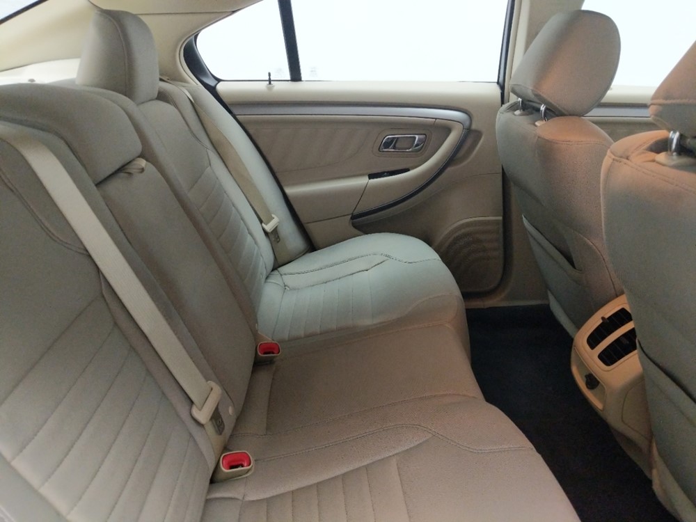 2015 Ford Taurus - Passenger Rear Seat