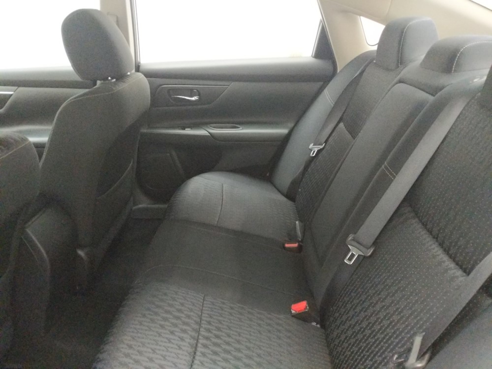 2016 Nissan Altima - Driver Rear Seat