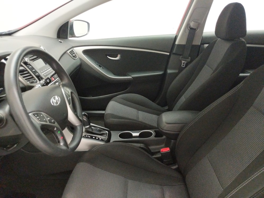 2017 Hyundai Elantra - Driver Front Seat