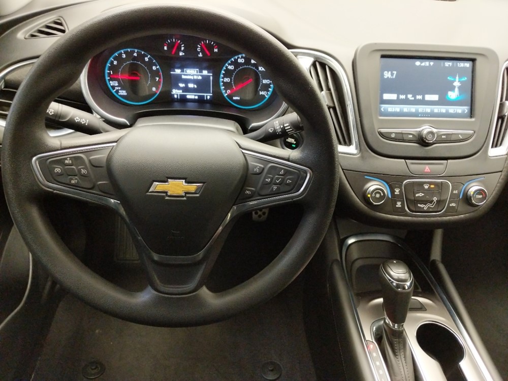 2017 Chevrolet Malibu - Driver Dash