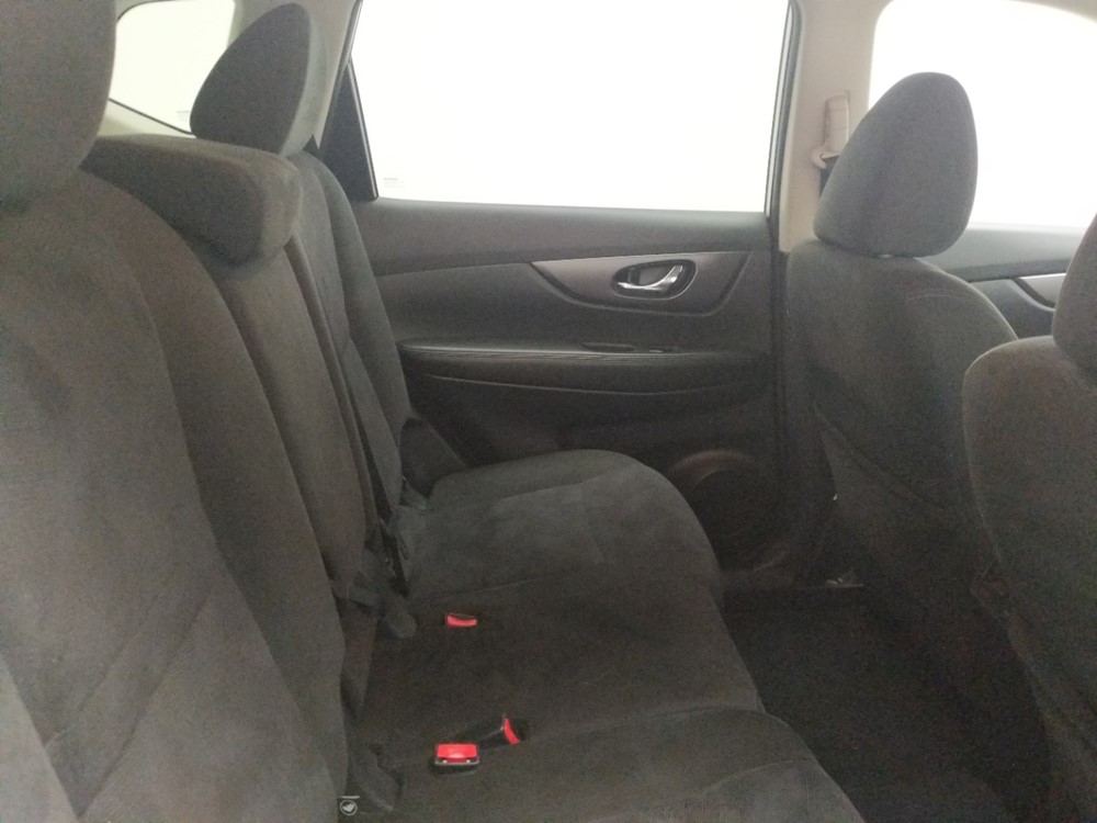 2015 Nissan Rogue - Passenger Rear Seat