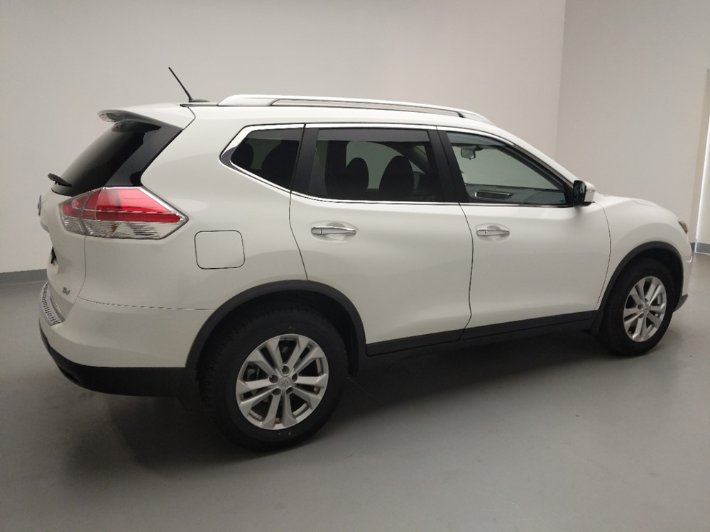 2015 Nissan Rogue - Passenger Rear Side