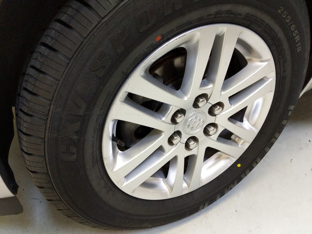 2015 Buick Enclave - Wheel
