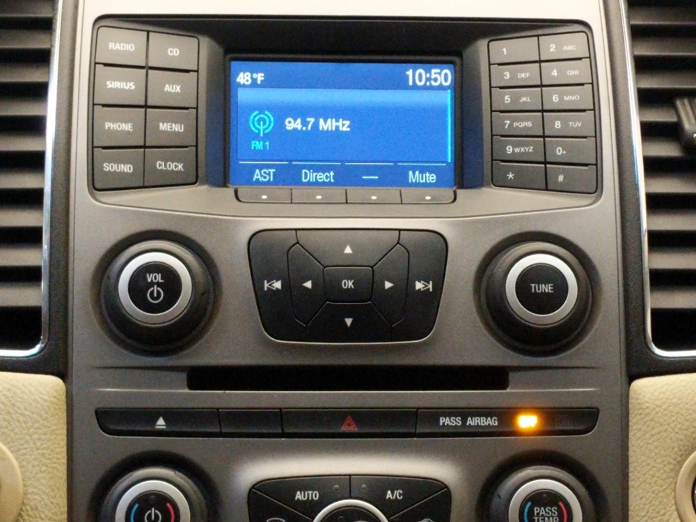 2015 Ford Taurus - Stereo Package