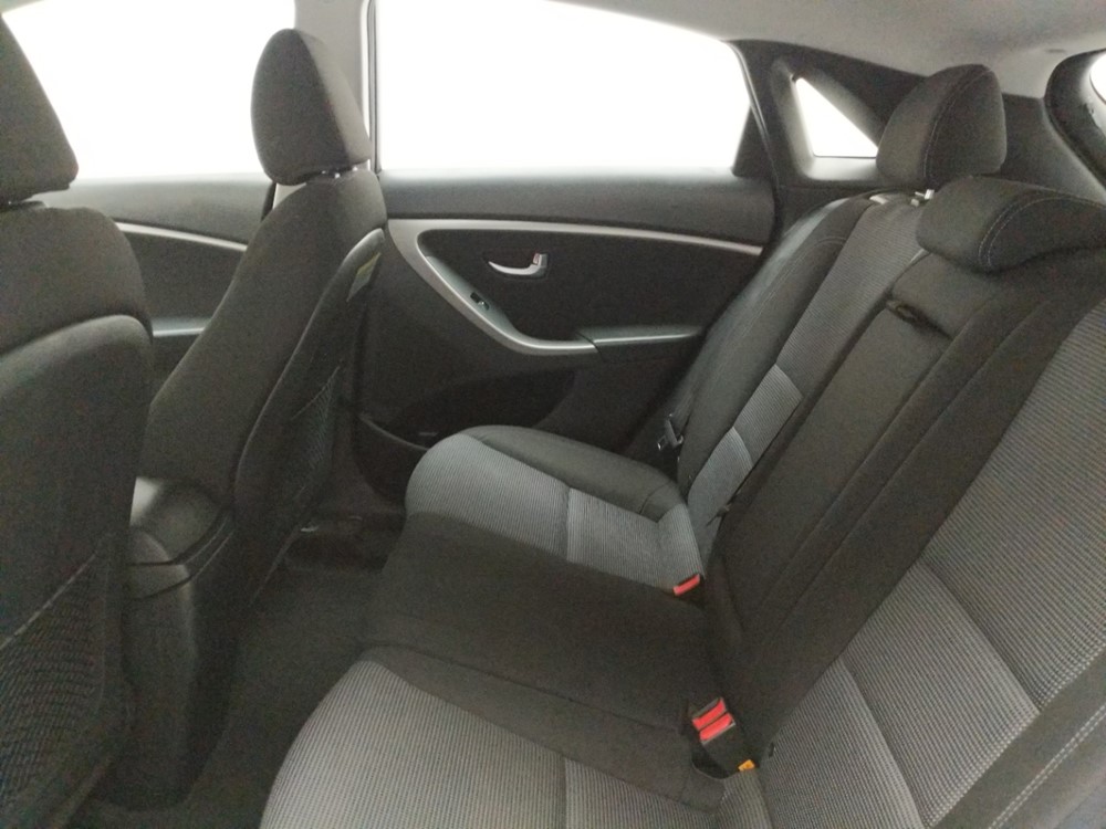 2016 Hyundai Elantra - Driver Rear Seat
