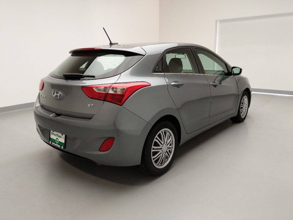 2016 Hyundai Elantra - Passenger Rear Bumper