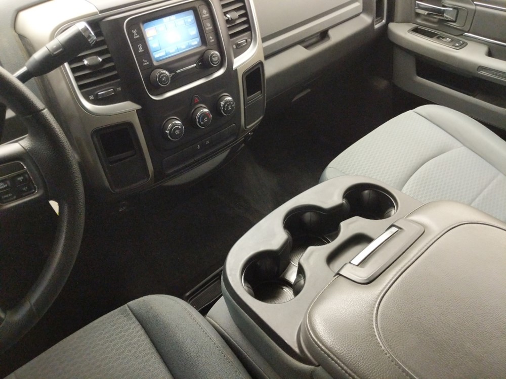 2013 Dodge Ram 1500 - Center Console/Cup Holders